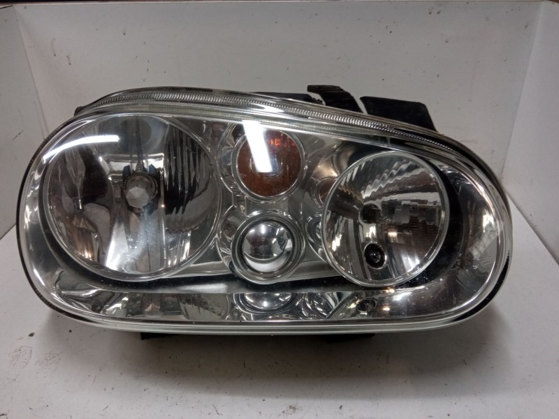 Recambio de faro derecho para volkswagen golf iv (1j1) 1.4 16v referencia OEM IAM 1j1941016b  