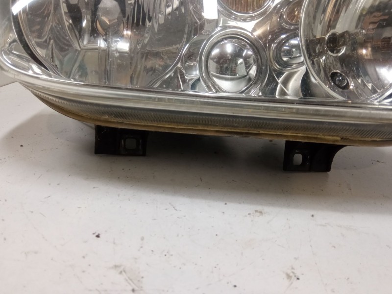 Recambio de faro derecho para volkswagen golf iv (1j1) 1.4 16v referencia OEM IAM 1j1941016b  