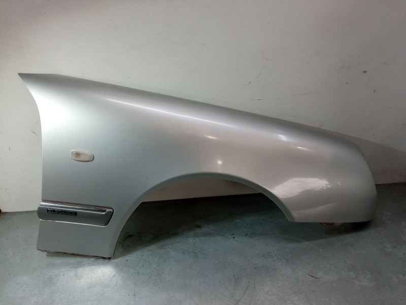 Recambio de aleta delantera derecha para mercedes-benz clase e (w210) e 320 (210.055) referencia OEM IAM   