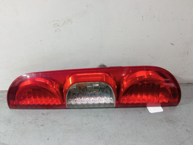 Recambio de piloto trasero derecho para fiat doblo furgoneta/monovolumen (223_) 1.3 d multijet referencia OEM IAM 51755144  