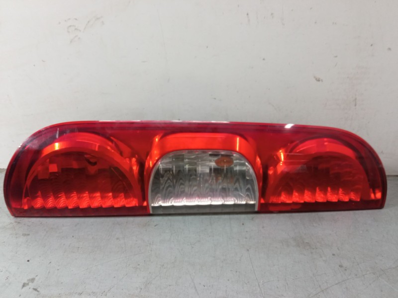 Recambio de piloto trasero izquierdo para fiat doblo furgoneta/monovolumen (223_) 1.3 d multijet referencia OEM IAM 51755145  