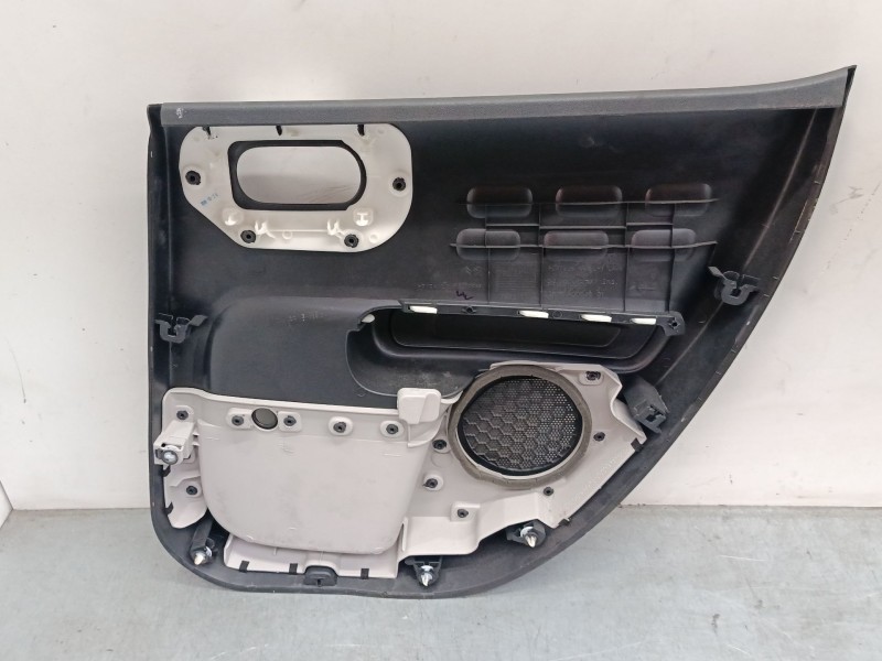 Recambio de guarnecido puerta trasero izquierdo para citroën c3 iii (sx) 1.2 vti 82 referencia OEM IAM   