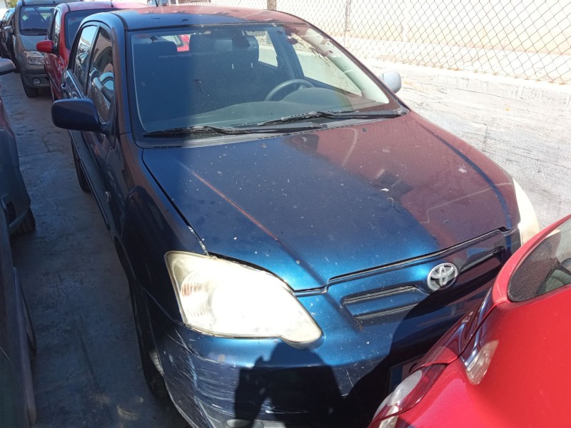 toyota corolla (_e12_) del año 2005