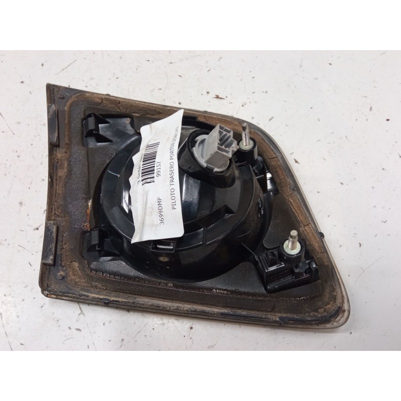 Recambio de piloto trasero porton derecho para mazda 3 sedán (bk) 1.6 di turbo (bk12y) referencia OEM IAM   