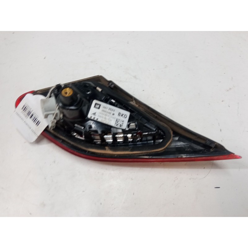 Recambio de piloto trasero porton derecho para opel corsa e (x15) 1.4 (08, 68) referencia OEM IAM   