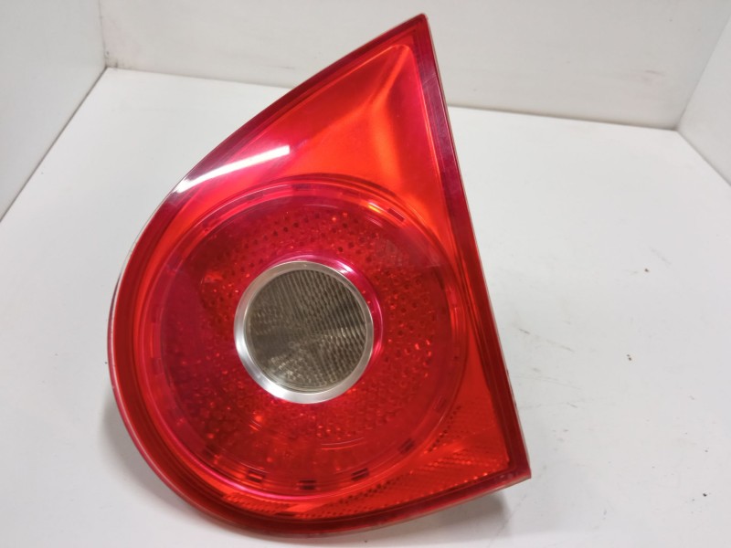 Recambio de piloto trasero porton derecho para volkswagen golf v (1k1) 1.9 tdi 4motion referencia OEM IAM 1K6945094G  