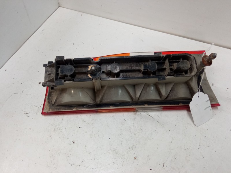 Recambio de piloto trasero izquierdo para ford transit caja/chasis (fm_ _, fn_ _) 2.4 di (f_a_, f_b_, f_c_, f_d_) referencia OEM
