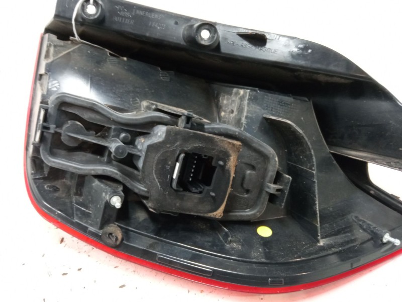 Recambio de piloto trasero izquierdo para renault scénic ii (jm0/1_) 1.6 16v (jm1r) referencia OEM IAM   