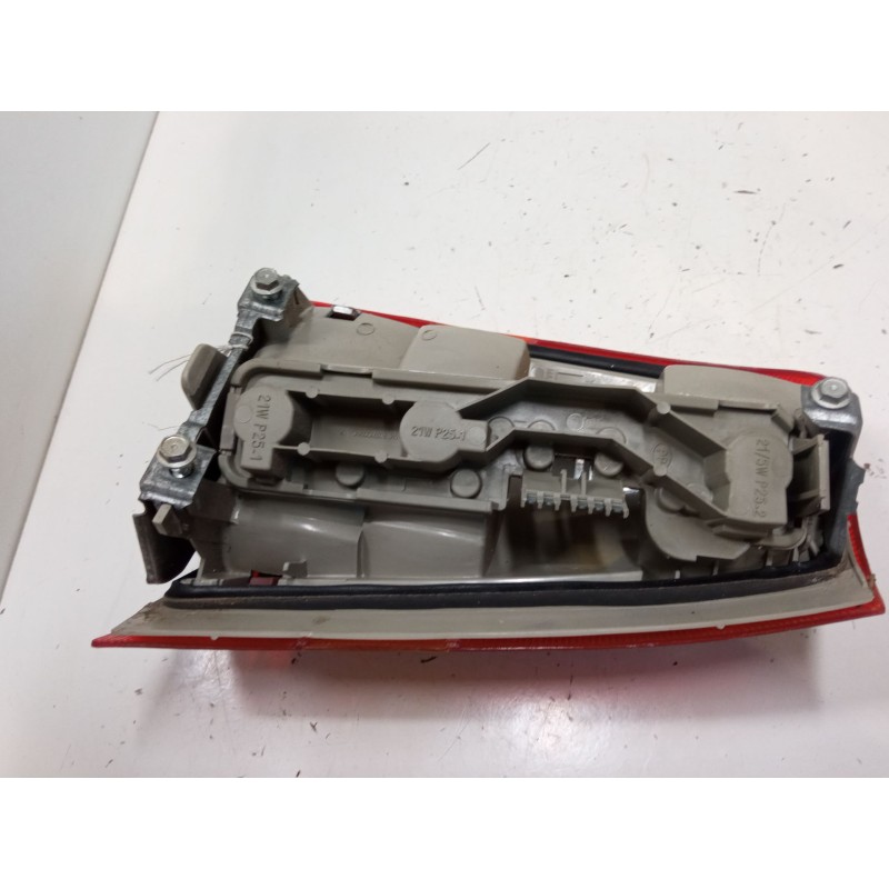 Recambio de piloto trasero izquierdo para opel kadett e hatchback (t85) 1.8 i (c08, c48, d08, d48) referencia OEM IAM   