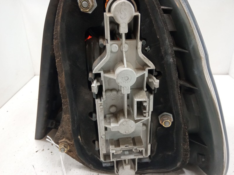 Recambio de piloto trasero izquierdo para bmw 3 compact (e46) 320 td referencia OEM IAM   