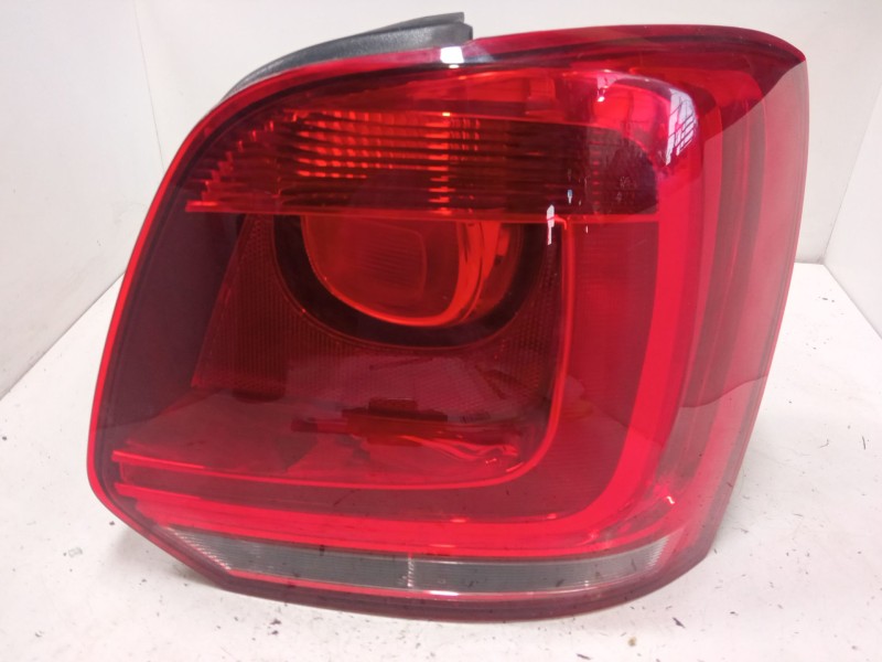 Recambio de piloto trasero derecho para volkswagen polo v (6r1, 6c1) 1.2 referencia OEM IAM   