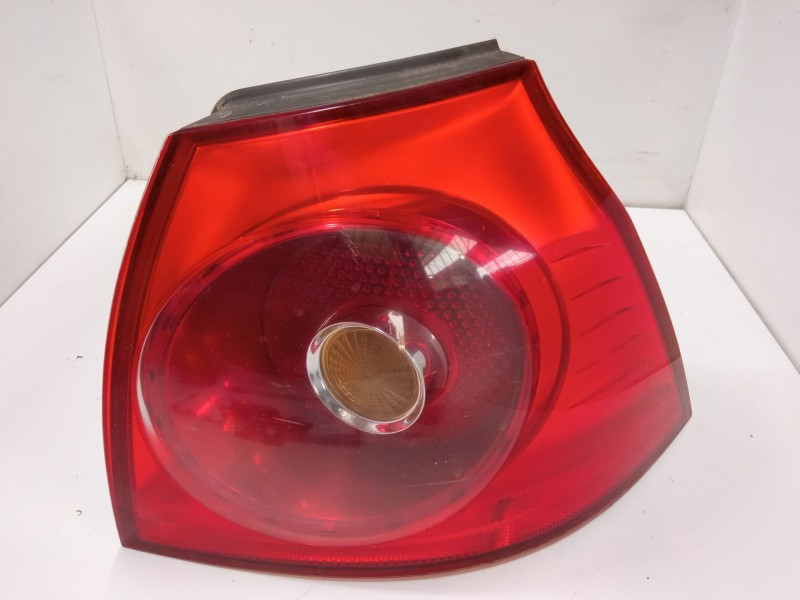 Recambio de piloto trasero derecho para volkswagen golf v (1k1) 1.9 tdi 4motion referencia OEM IAM 1K6945096G  