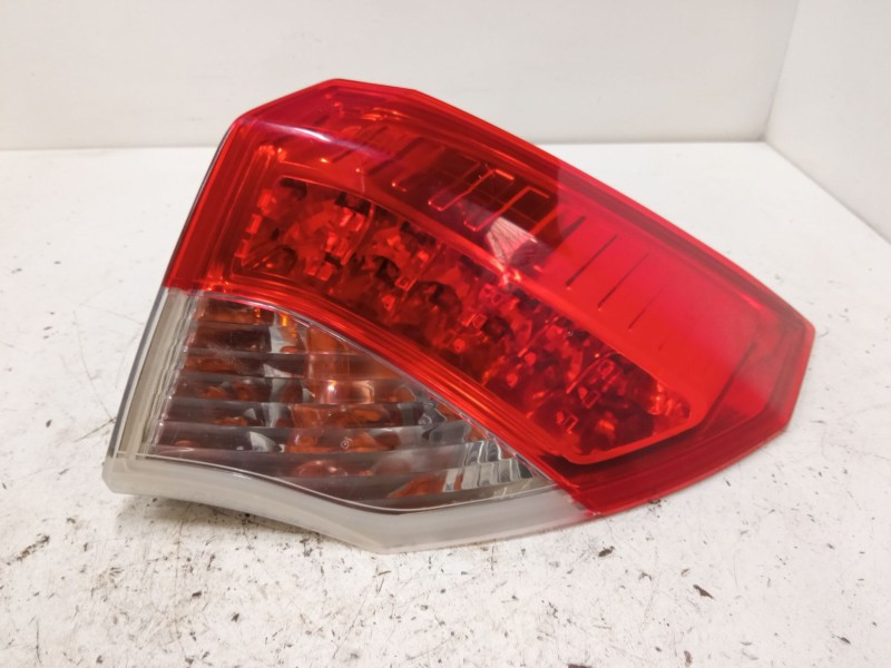 Recambio de piloto trasero derecho para renault laguna iii (bt0/1) 1.5 dci (bt00, bt0a, bt0t, bt1j) referencia OEM IAM 265500001