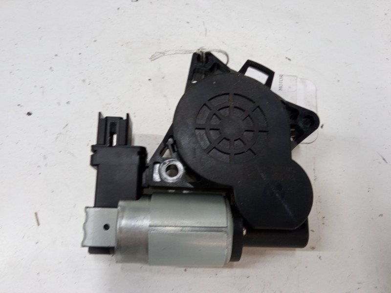 Recambio de motor elevaluna delantero derecho para mazda 3 (bk) 2.0 mzr-cd (bk14) referencia OEM IAM   