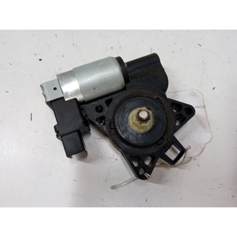 Recambio de motor elevaluna delantero derecho para mazda 3 (bk) 2.0 mzr-cd (bk14) referencia OEM IAM   
