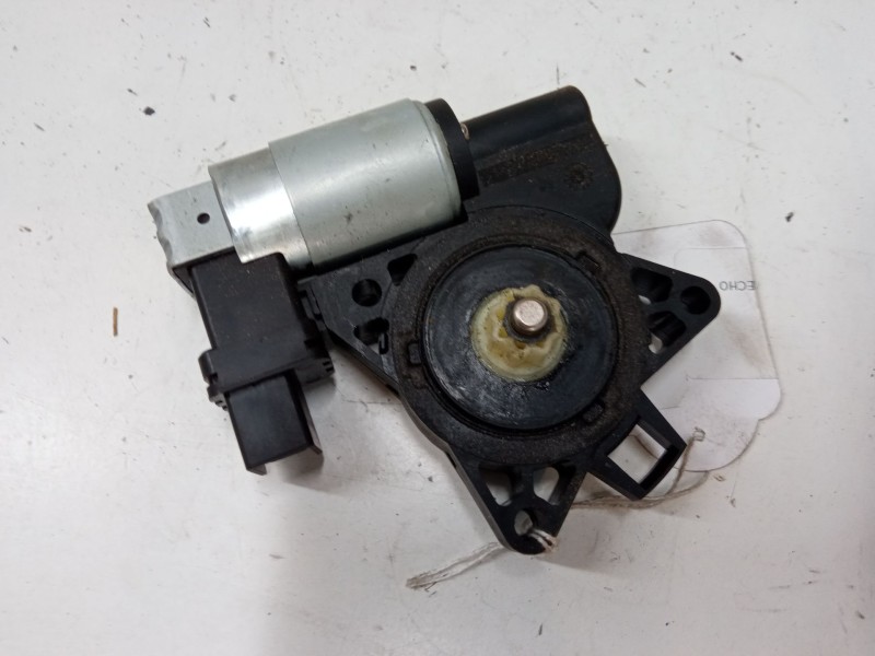 Recambio de motor elevaluna delantero derecho para mazda 3 (bk) 2.0 mzr-cd (bk14) referencia OEM IAM   