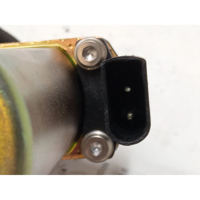 Recambio de motor elevaluna delantero izquierdo para ford fiesta v (jh_, jd_) st150 referencia OEM IAM 2S5114A389  