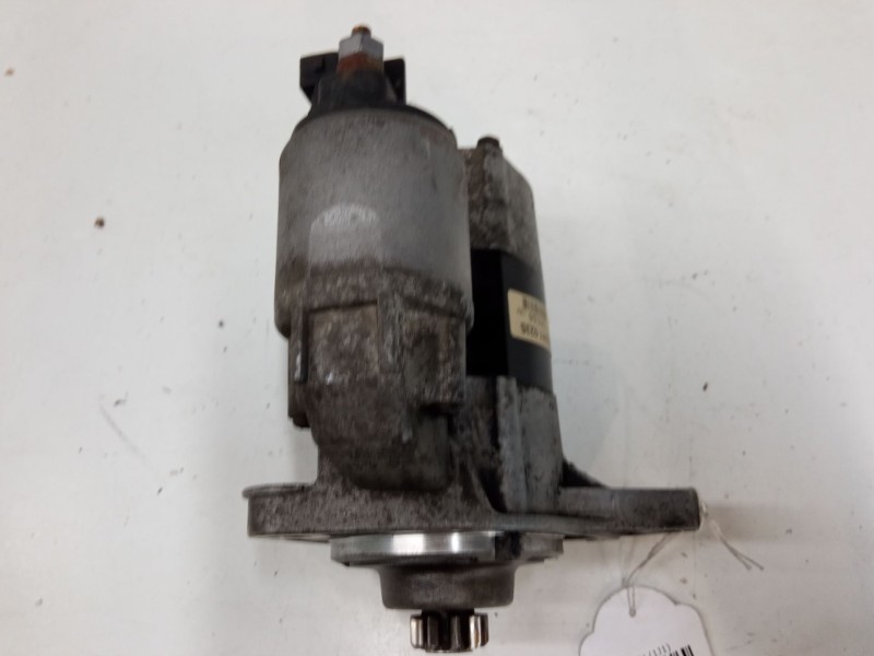 Recambio de motor arranque para volkswagen golf iv (1j1) 1.4 16v referencia OEM IAM 020911023S  
