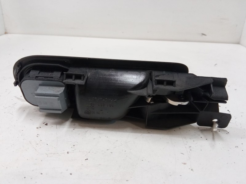 Recambio de maneta interior puerta delantera izquierda para volkswagen golf iv (1j1) 1.4 16v referencia OEM IAM   