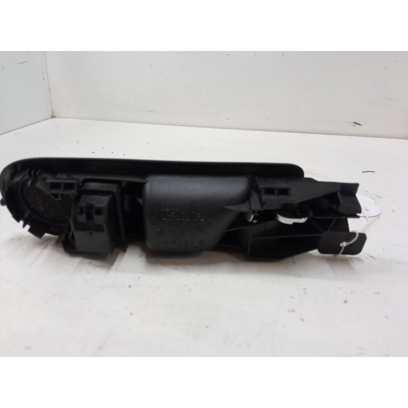 Recambio de maneta interior puerta trasera izquierda para volkswagen golf iv (1j1) 1.4 16v referencia OEM IAM   