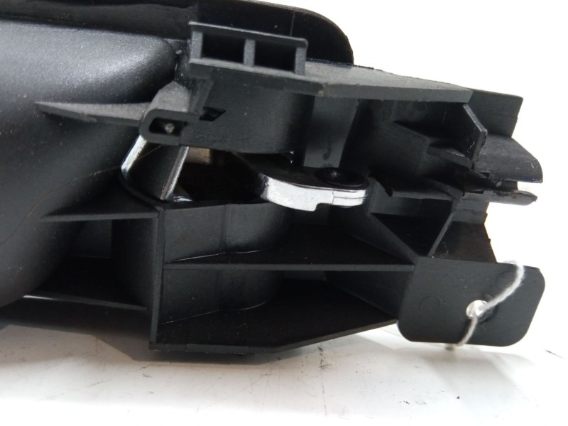 Recambio de maneta interior puerta trasera izquierda para volkswagen golf iv (1j1) 1.4 16v referencia OEM IAM   