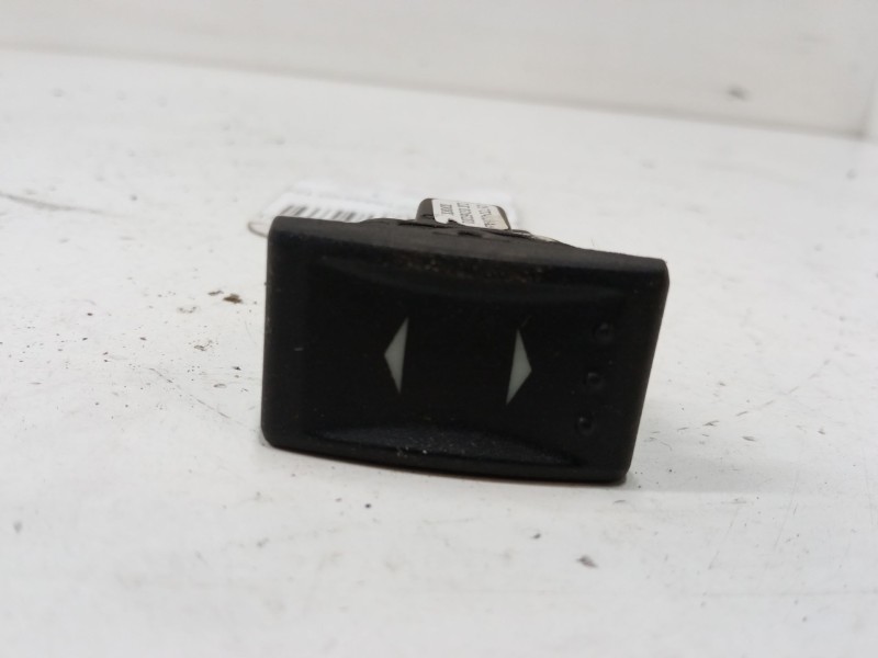Recambio de mando elevalunas trasero izquierdo para ford mondeo iii sedán (b4y) 2.0 16v tddi / tdci referencia OEM IAM 1S7T14529