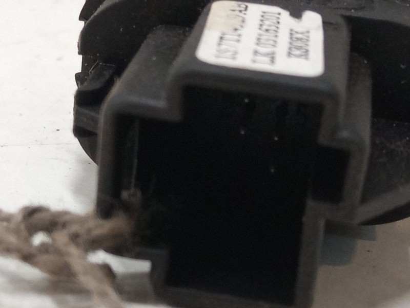 Recambio de mando elevalunas trasero izquierdo para ford mondeo iii sedán (b4y) 2.0 16v tddi / tdci referencia OEM IAM 1S7T14529
