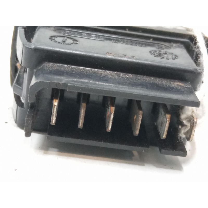 Recambio de mando elevalunas delantero izquierdo para renault megane i (ba0/1_) 1.9 dti (ba08, ba0n) referencia OEM IAM   