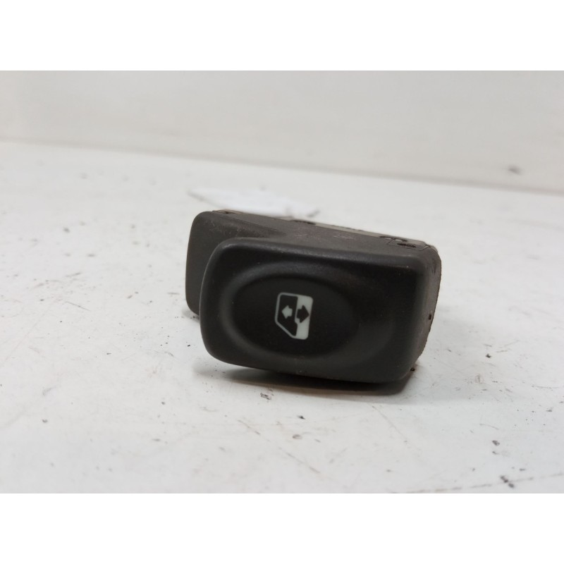 Recambio de mando elevalunas delantero derecho para renault megane scénic (ja0/1_) 1.9 dti (ja0n) referencia OEM IAM   