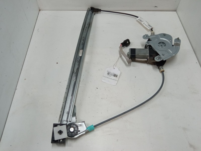 Recambio de elevalunas electrico delantero izquierdo para renault megane i (ba0/1_) 1.9 dti (ba08, ba0n) referencia OEM IAM   
