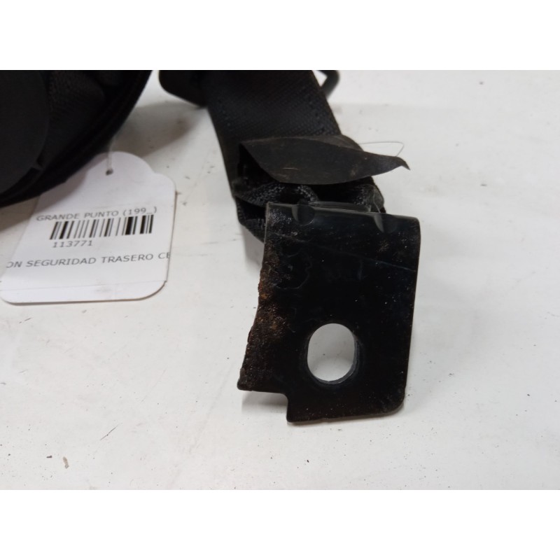 Recambio de cinturon seguridad trasero central para fiat grande punto (199_) 1.4 16v (199bxg1b, 199axg1b) referencia OEM IAM   