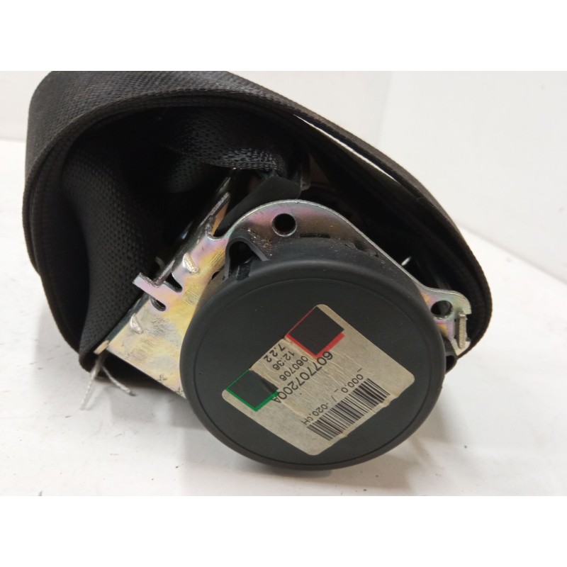 Recambio de cinturon seguridad trasero central para fiat grande punto (199_) 1.4 16v (199bxg1b, 199axg1b) referencia OEM IAM   