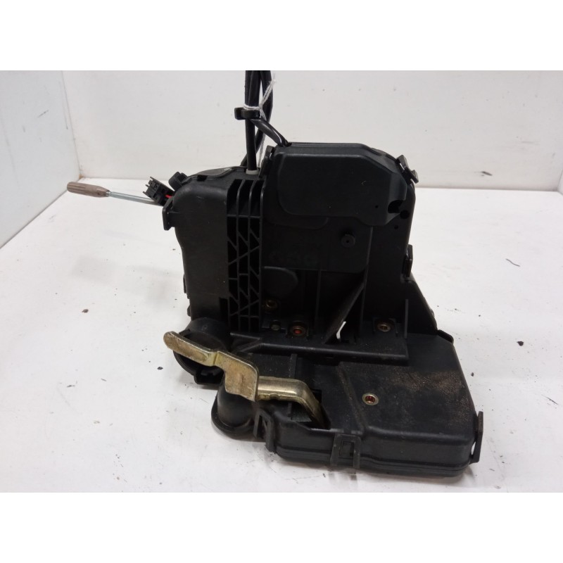 Recambio de cerradura puerta delantera derecha para mercedes-benz clase e (w211) e 270 cdi (211.016) referencia OEM IAM   
