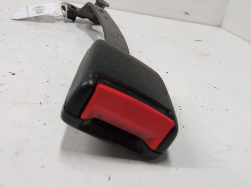 Recambio de anclaje cinturon delantero izquierdo para seat leon (1m1) 1.6 referencia OEM IAM   