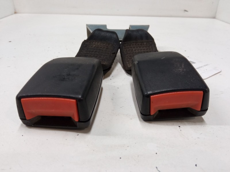 Recambio de anclaje cinturon trasero derecho para ford fiesta v (jh_, jd_) st150 referencia OEM IAM   