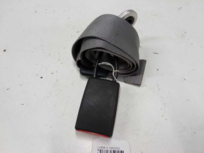 Recambio de anclaje cinturon trasero izquierdo para mercedes-benz clase e (w210) e 320 (210.055) referencia OEM IAM   