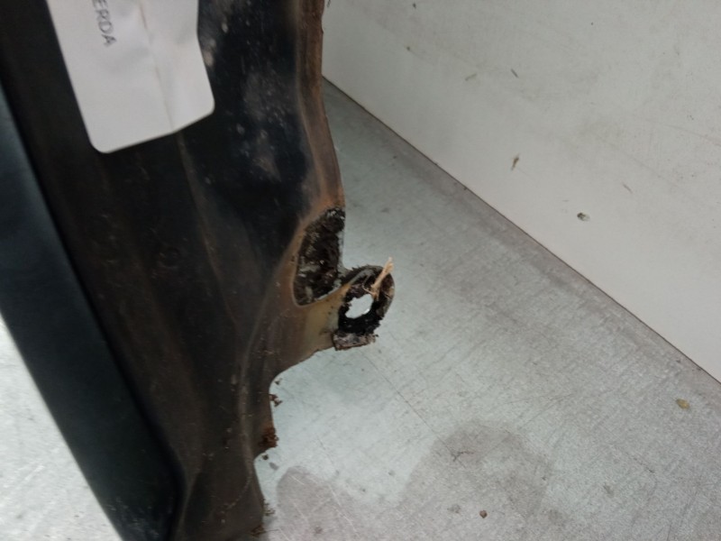 Recambio de aleta delantera izquierda para volkswagen golf iv (1j1) 1.4 16v referencia OEM IAM   