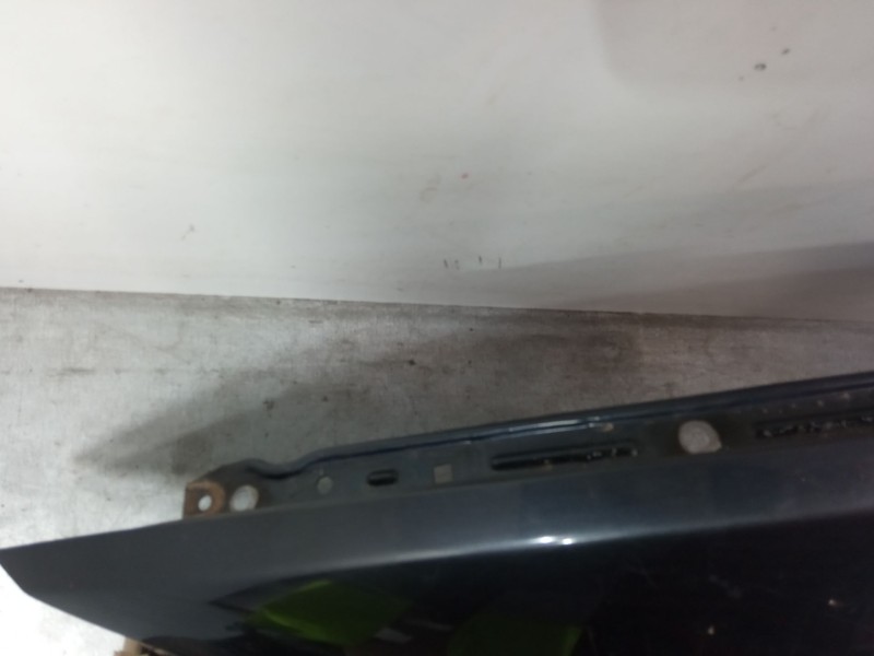 Recambio de aleta delantera izquierda para mazda 3 sedán (bk) 1.6 di turbo (bk12y) referencia OEM IAM   
