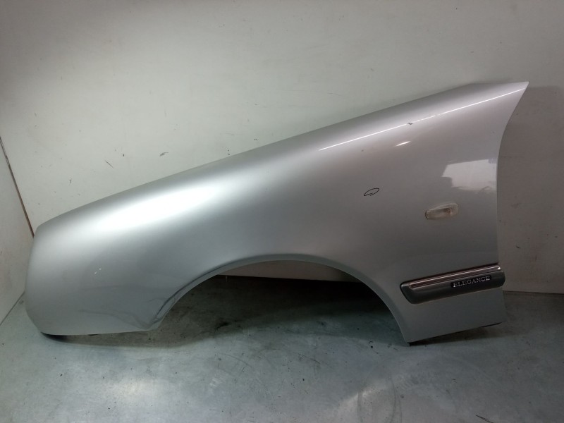 Recambio de aleta delantera izquierda para mercedes-benz clase e (w210) e 320 (210.055) referencia OEM IAM   