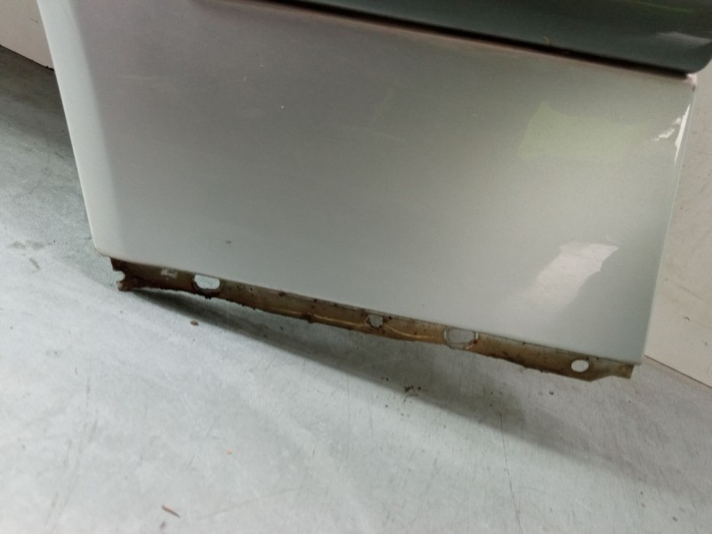 Recambio de aleta delantera izquierda para mercedes-benz clase e (w210) e 320 (210.055) referencia OEM IAM   