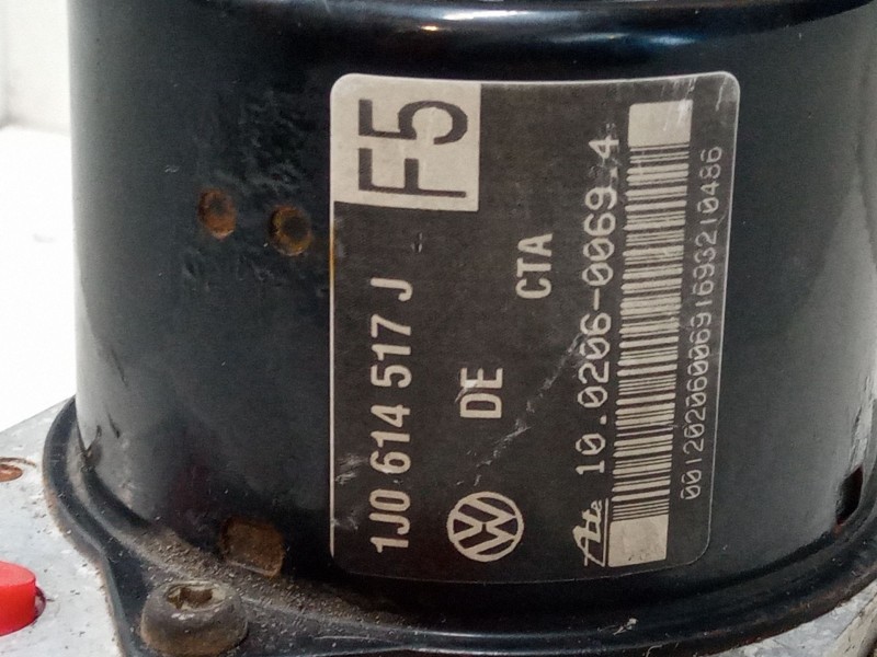 Recambio de abs para volkswagen golf iv (1j1) 1.4 16v referencia OEM IAM 1j0614517j  