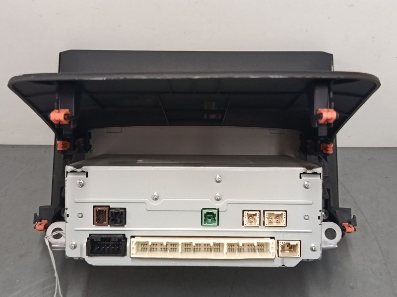 Recambio de pantalla multifuncion para toyota corolla station wagon (_e21_) 1.8 hybrid (zwe211) referencia OEM IAM 8614002N51  