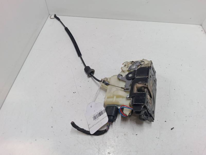 CERRADURA PUERTA DELANTERA DERECHA 