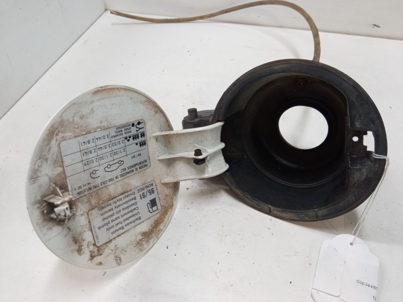 Recambio de tapa exterior combustible para seat leon (1m1) 1.6 referencia OEM IAM   