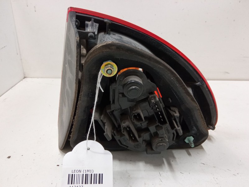 Recambio de piloto trasero izquierdo para seat leon (1m1) 1.6 referencia OEM IAM   