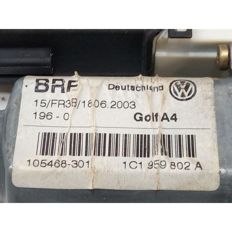 Recambio de motor elevaluna delantero derecho para volkswagen golf iv (1j1) 1.4 16v referencia OEM IAM 1C959802A  