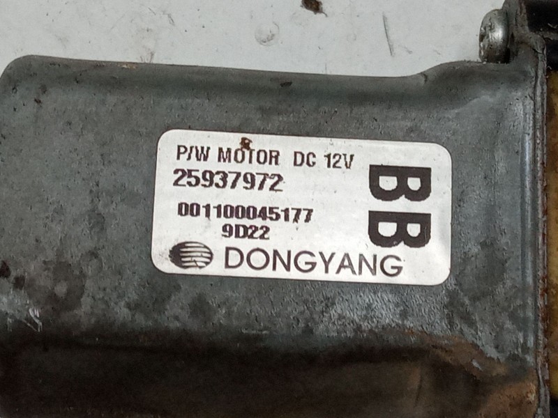 Recambio de motor elevaluna delantero derecho para chevrolet captiva (c100, c140) 2.4 referencia OEM IAM 25937972  