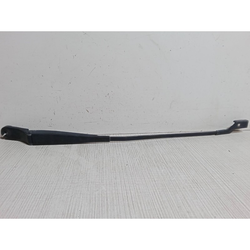 Recambio de brazo limpia delantero derecho para peugeot 3008 suv (mc_, mr_, mj_, m4_) 1.6 bluehdi 120 referencia OEM IAM   