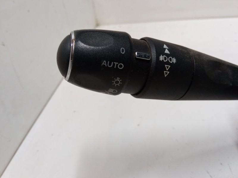 Recambio de mando luces para citroën c4 ii (nc_) 1.6 hdi 90 referencia OEM IAM 96759252XT  