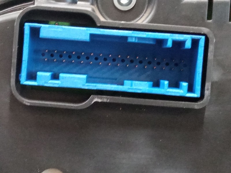 Recambio de cuadro instrumentos para opel corsa e (x15) 1.4 (08, 68) referencia OEM IAM 39056369  
